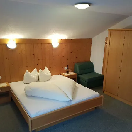 Gaestehaus Walch アパート